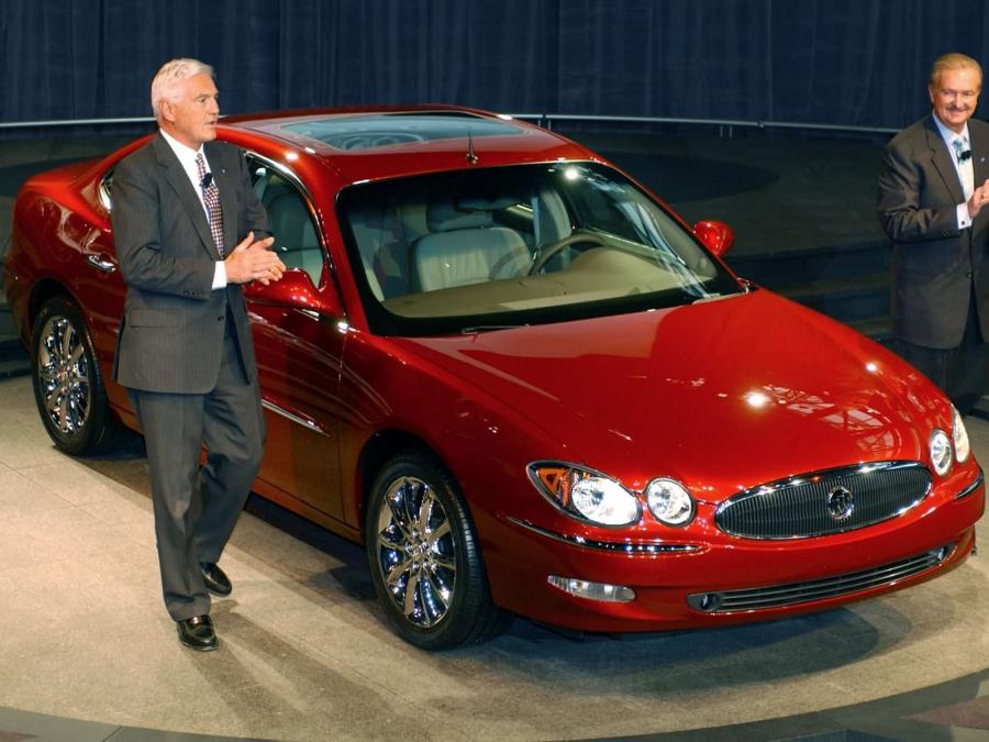  Buick LaCrosse CXS 2005 года  (фото 8 из 45)